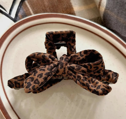 Accity Leopard Bow Claw