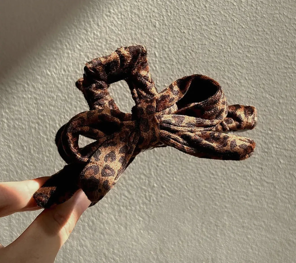 Accity Leopard Bow Claw