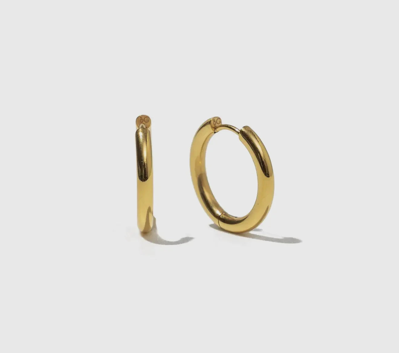 Brenda Grands Waterproof 16mm Gold Basic Hoops